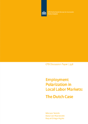 Employment Polarization in local labor markets: the Dutch case