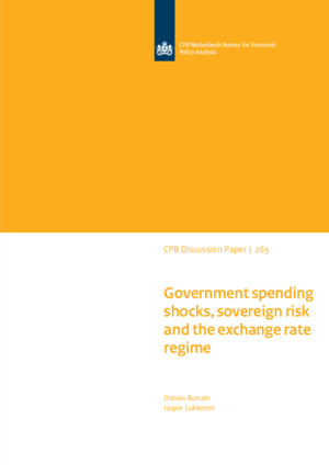 Government spending shocks, sovereign risk and the exchange rate regime